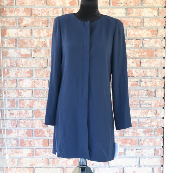 Doncaster Long Top - Picture 1 of 7